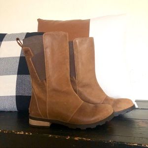 Sorel cognac boot size 8.5